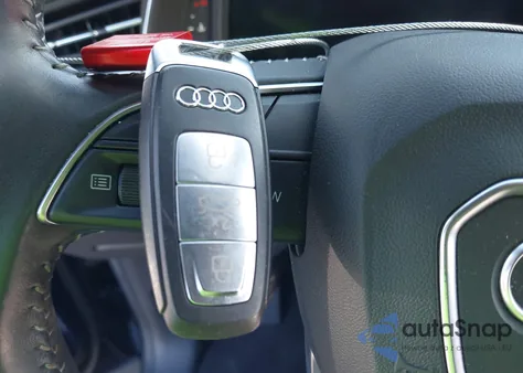 2019 Audi Q8 55 Premium из США, поврежденный, VIN WA1FVAF18KD046330